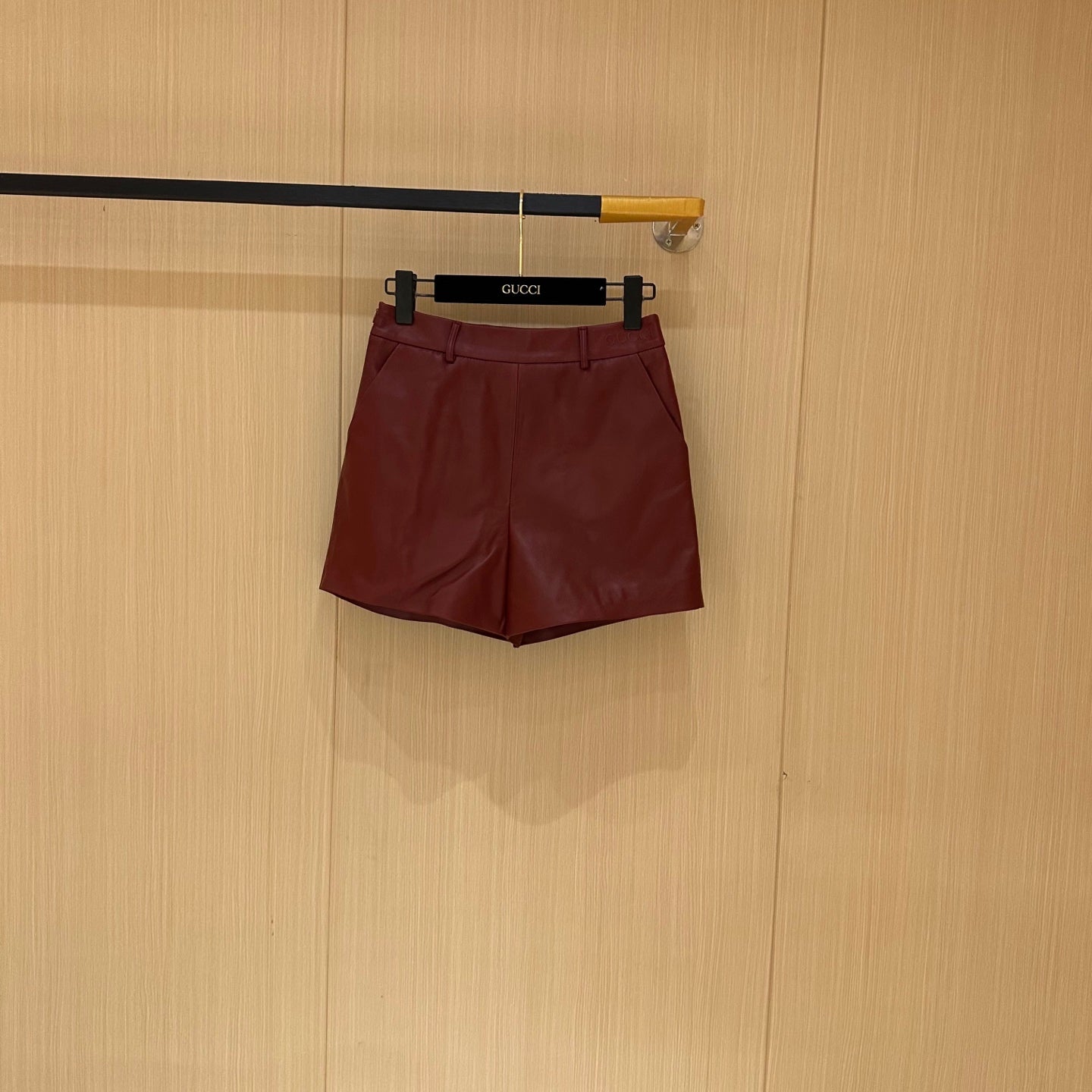 GUCCI LEATHER SHORTS 276987