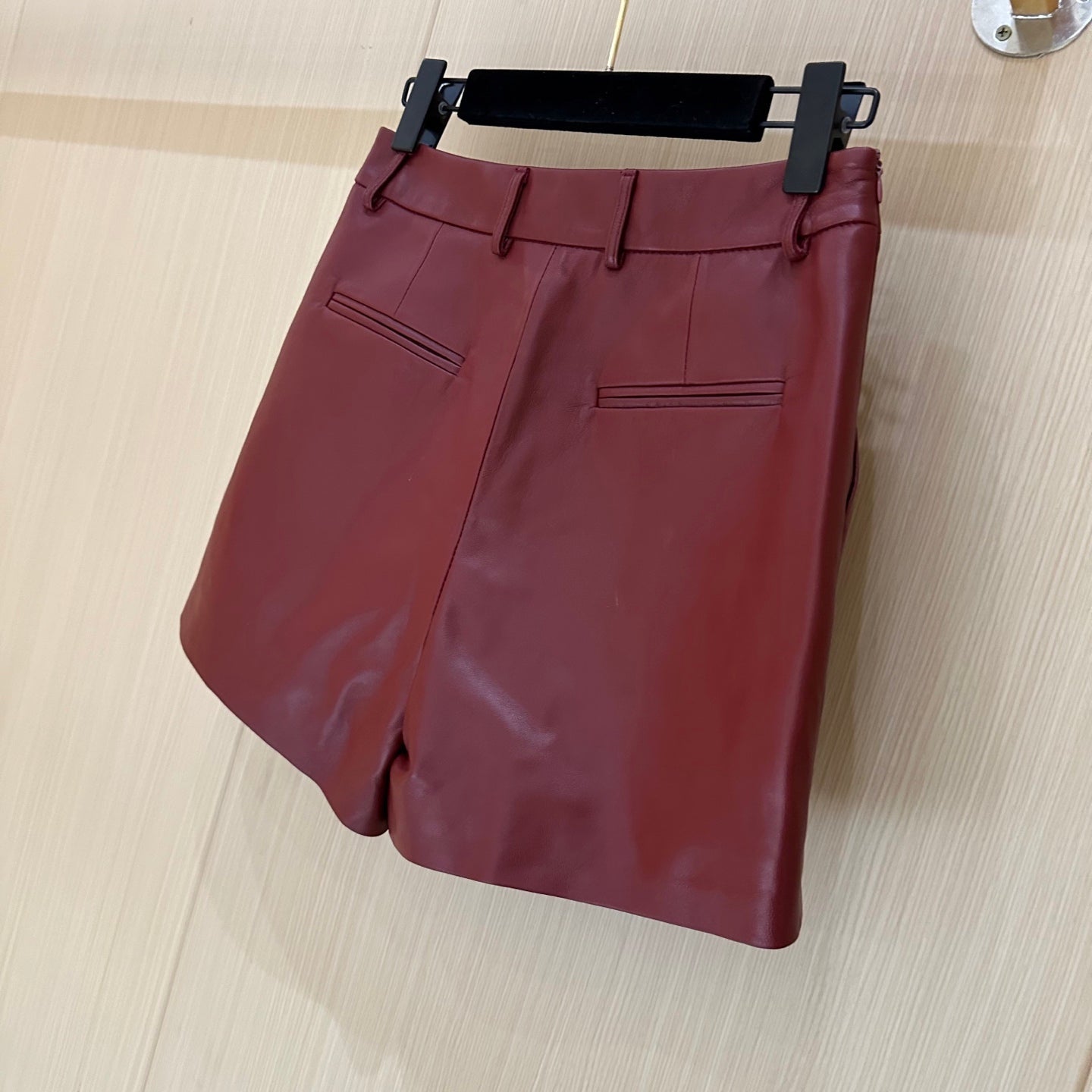 GUCCI LEATHER SHORTS 276987